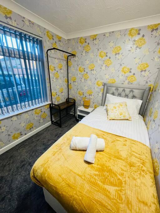 Alder House - A Modern Vibrant 4 Bedroom House Marston Green Екстериор снимка